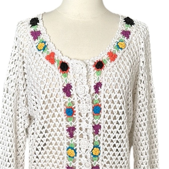 Vintage Hand Knit 3D Floral Crocheted Cardigan Cropped Bohemian Girly Size Large - Picture 3 of 16